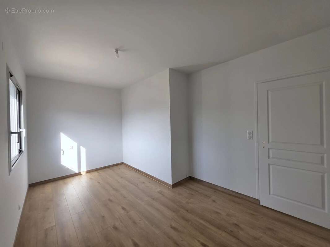 Maison à SAINT-MARTIN-DE-CASTILLON