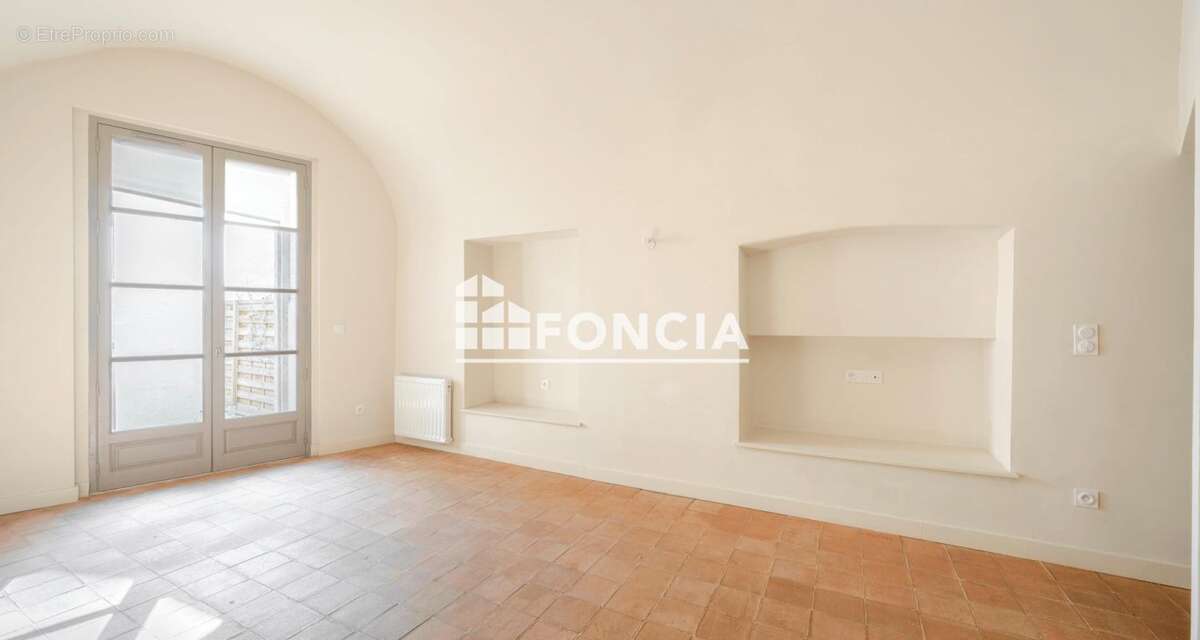 Appartement à NIMES