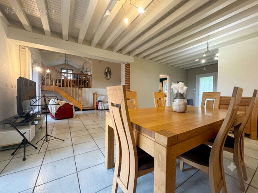 Maison 117 m² à Beauzac  - photo 4