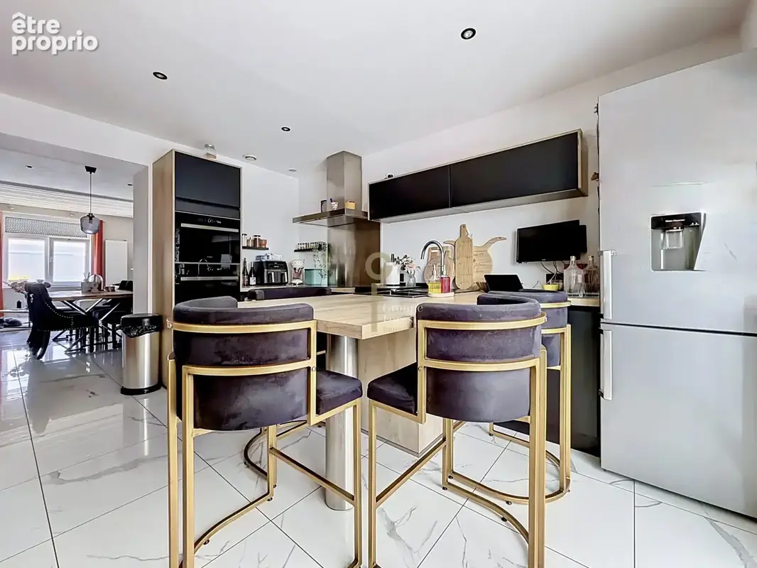 Maison 4 pièces 98 m² à vendre à Neuville-En-Ferrain (59960) - photo 4