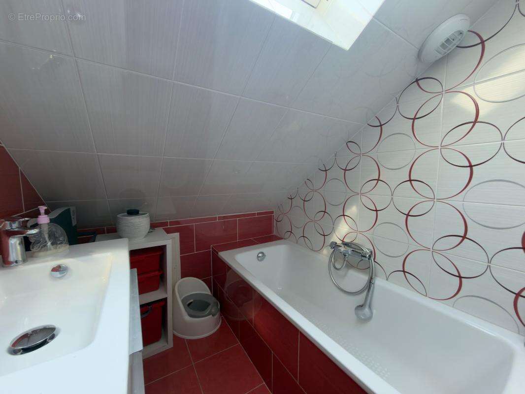 Orpi CTI - Pontoise - Maison 4 chambres - photo 9