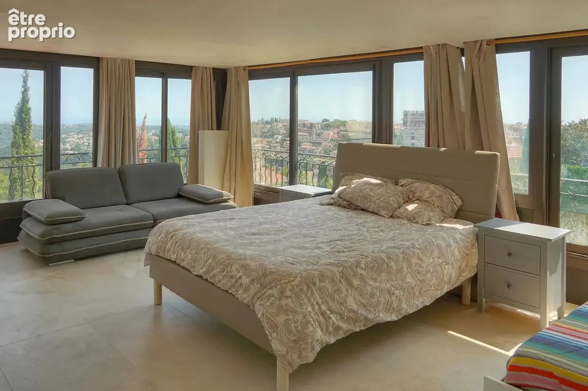 Vence - villa de charme vue mer - 5 chambres - photo 23