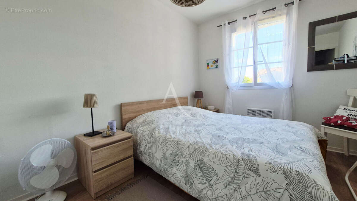Maison de plain pied à Ternant avec une piscine privative pour résident - photo 8