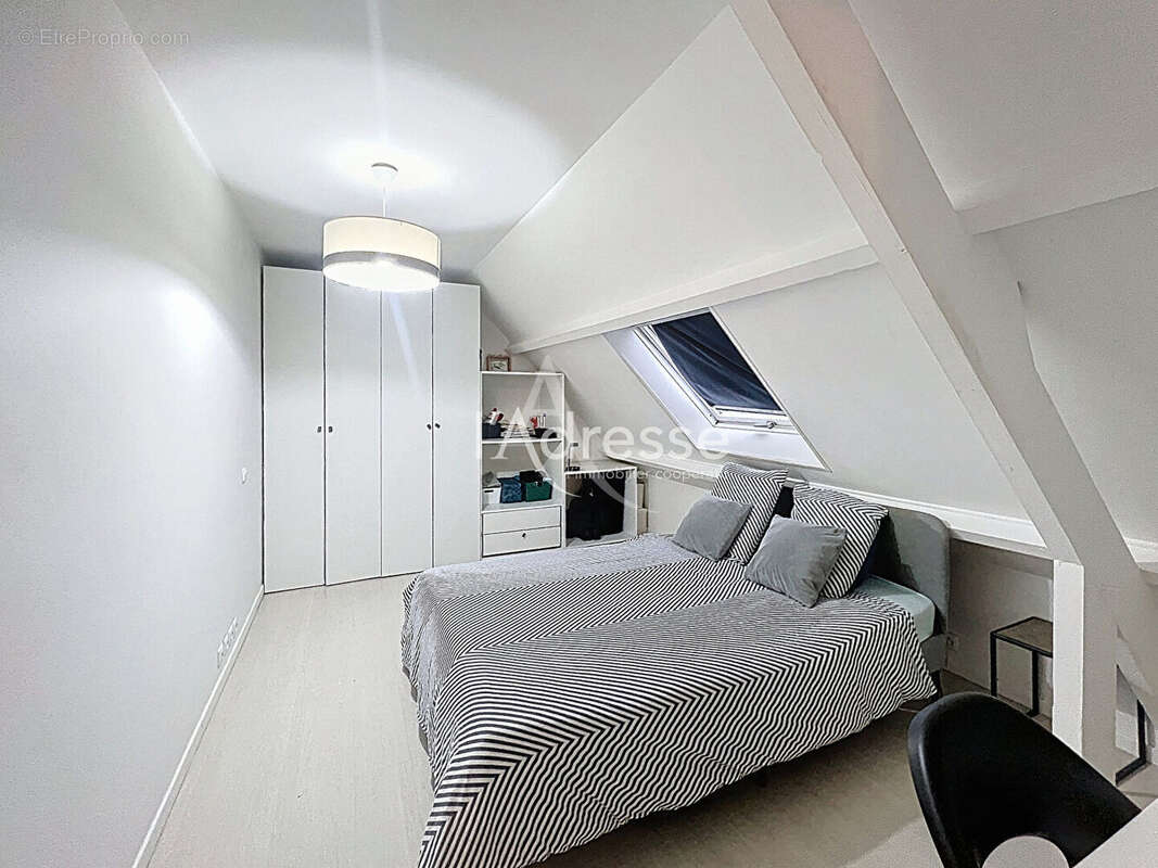 Maison Chelles  MONTCHALATS 8 pièce(s) - photo 10