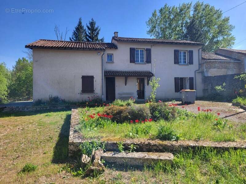 Maison à MONCONTOUR