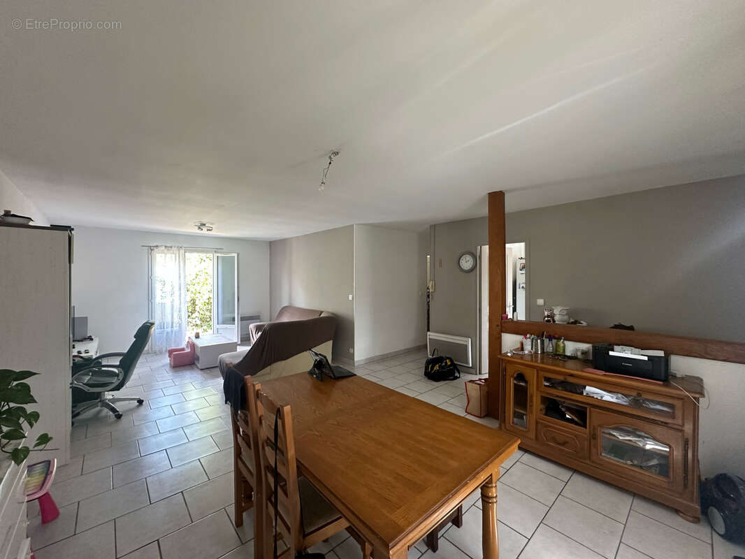 Maison BUEIL - locataire en place - photo 4