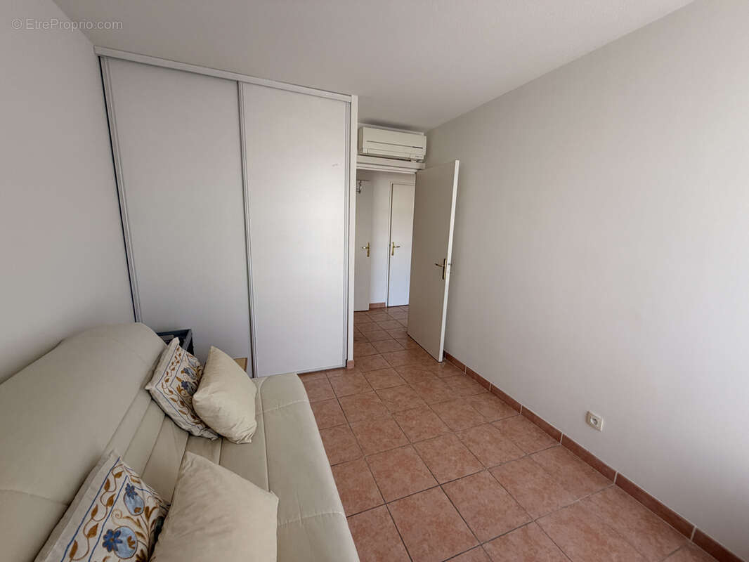 Appartement à MARSEILLE-5E