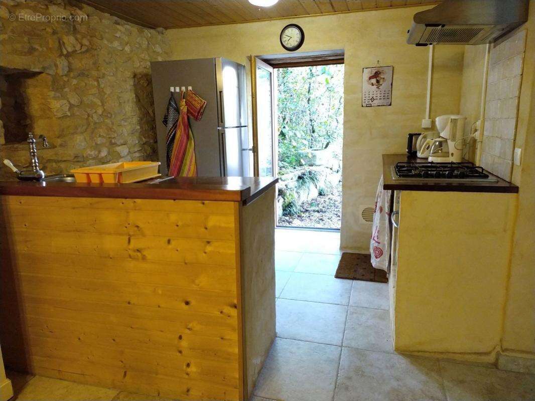 Maison à NADAILLAC-DE-ROUGE