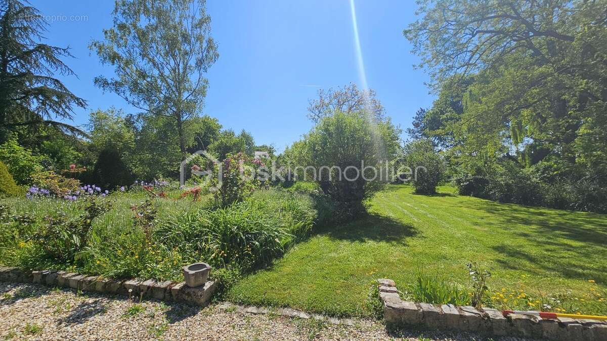  À VENDRE – Une maison qui a du cœur sur la comune S/T JEAN DE BRAYE !  - photo 15