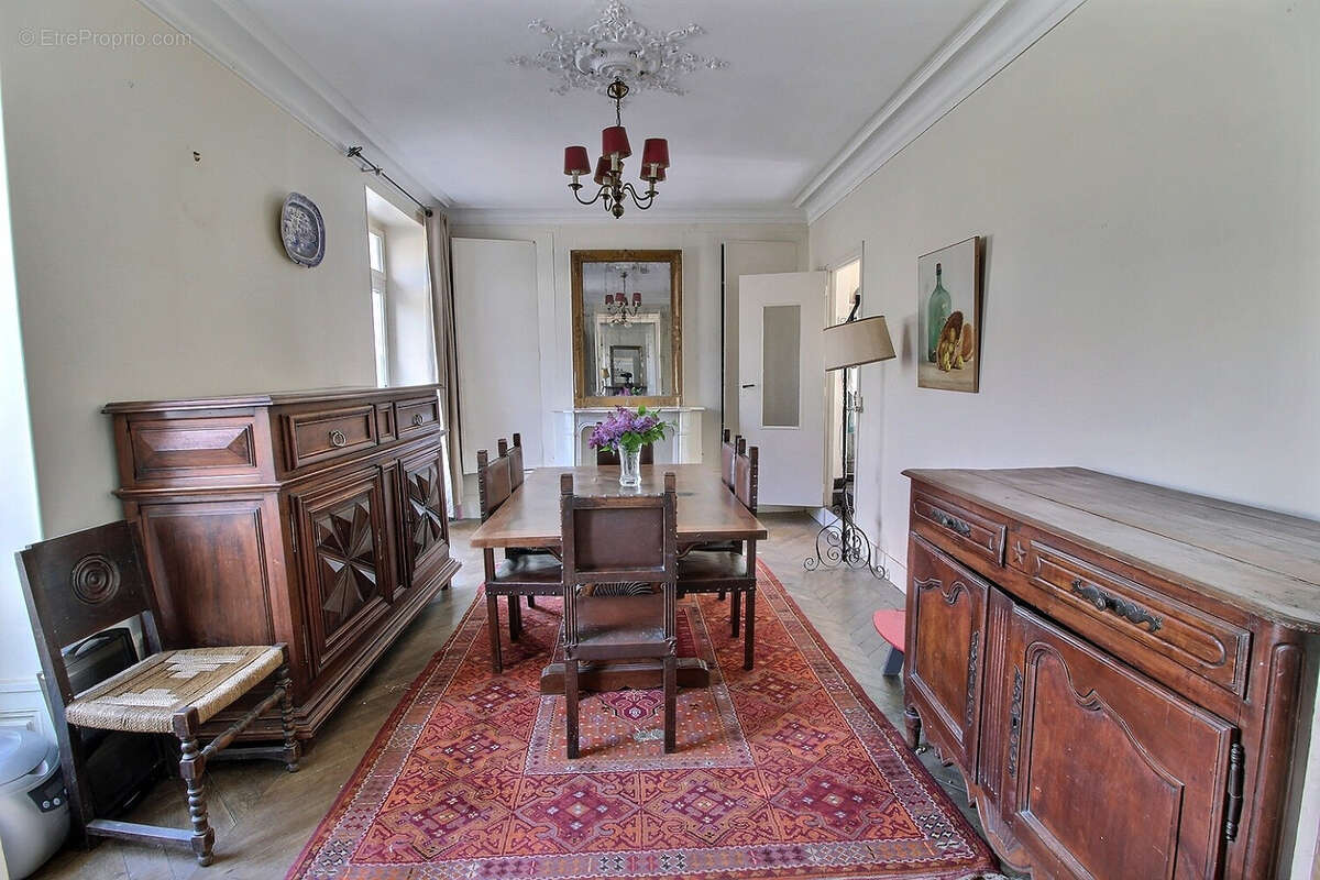 Maison  bourgeoise à  nogent le roi - photo 4