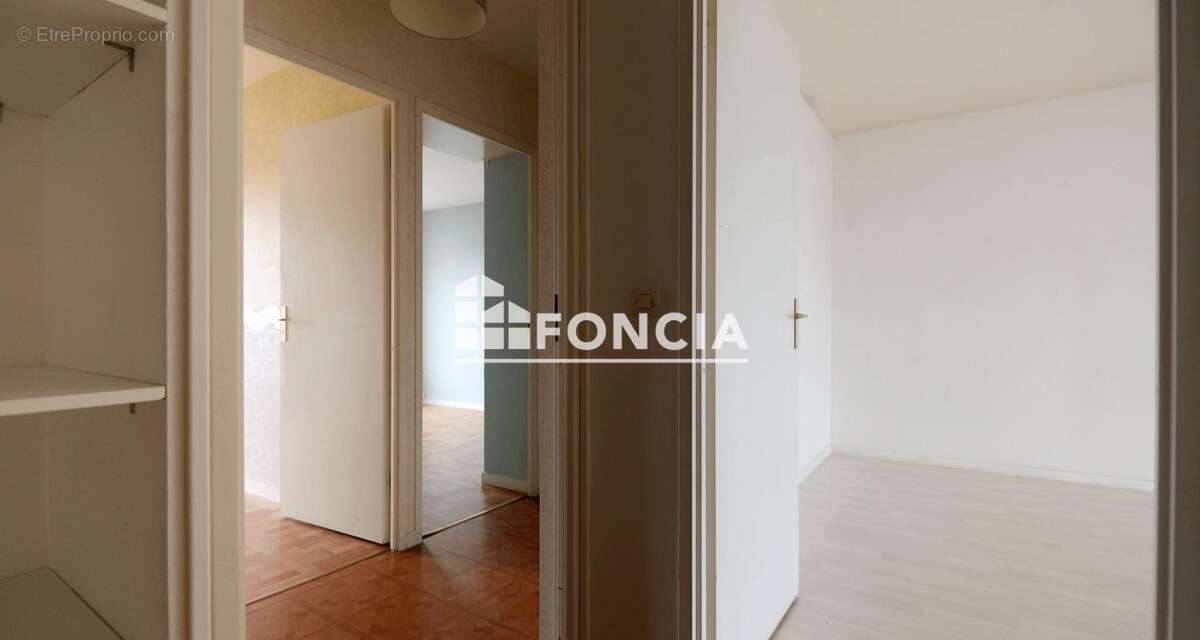 Appartement à MELUN