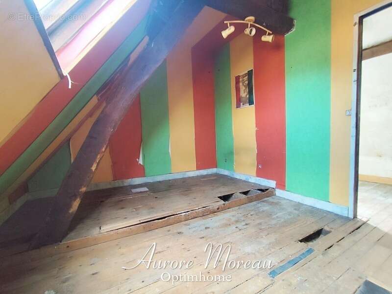 Maison à VAUX-ANDIGNY