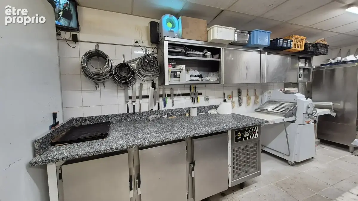 Fond de commerce : Boulangerie-Pâtisserie de Référence  1M de Chiffre d'Affaires. Achat des murs possible. - photo 6