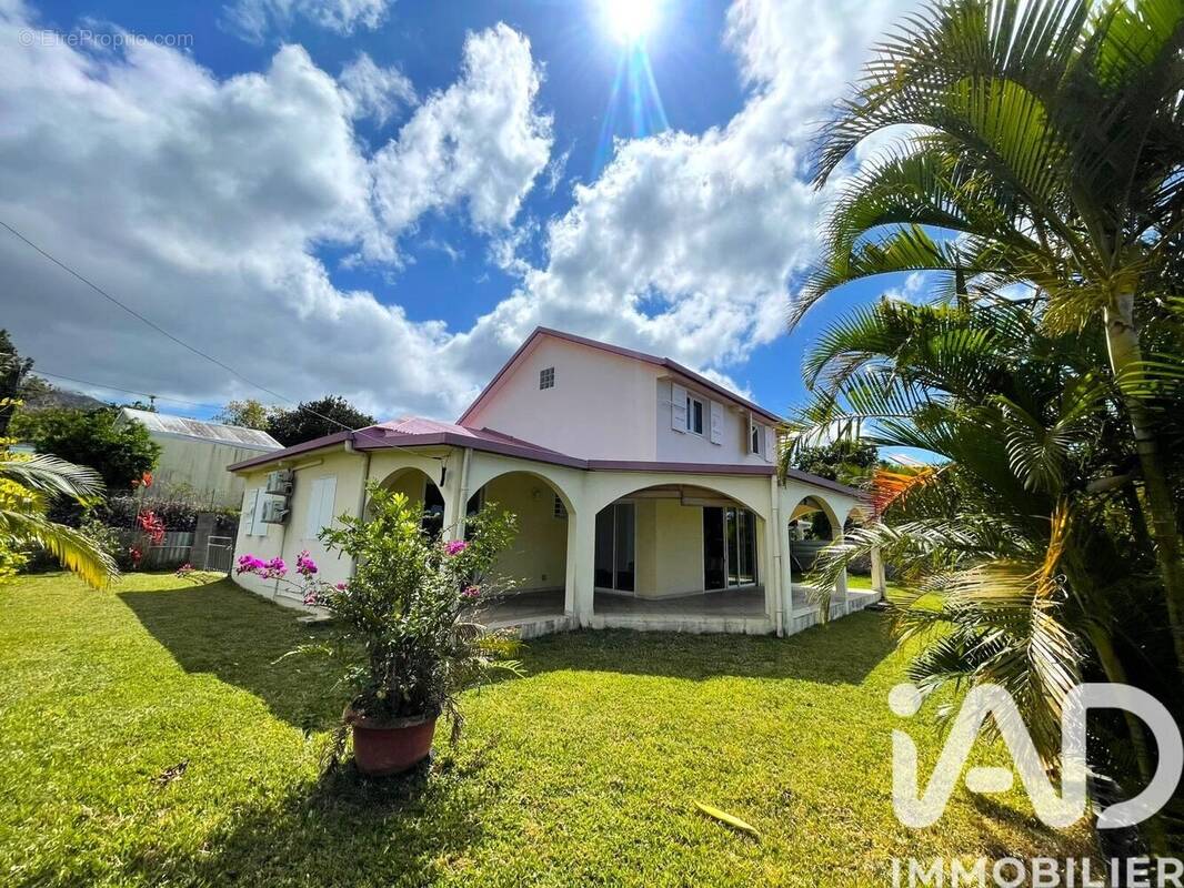 Photo 1 - Maison à SAINT-LOUIS