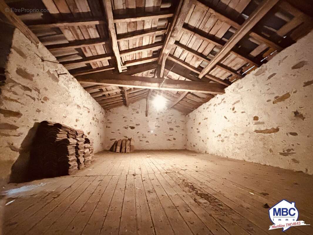 Maison à BEAUPREAU