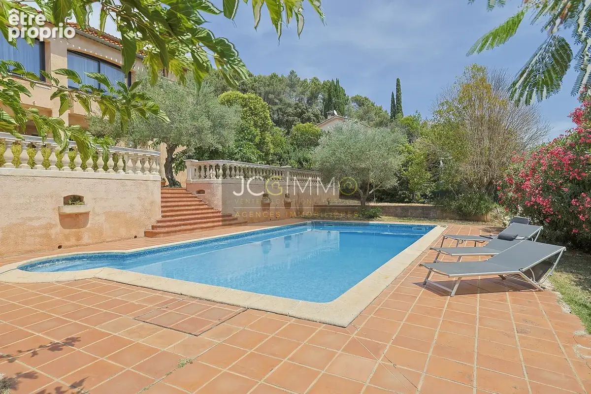 Villa T8 190m2 hab + Dépendance + Piscine + Vue dominante - photo 19
