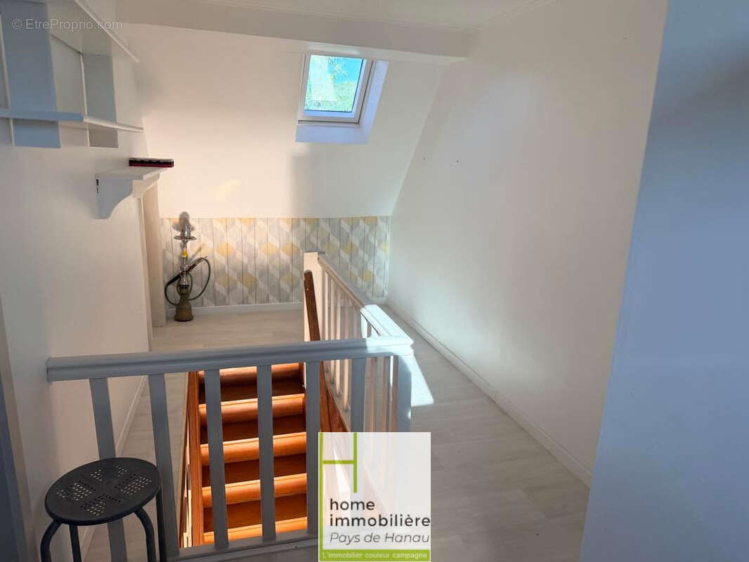 Secteur INGWILLER maisonnette de charme avec petit extérieur trés bien entretenue. Terrasse, cour ... - photo 6