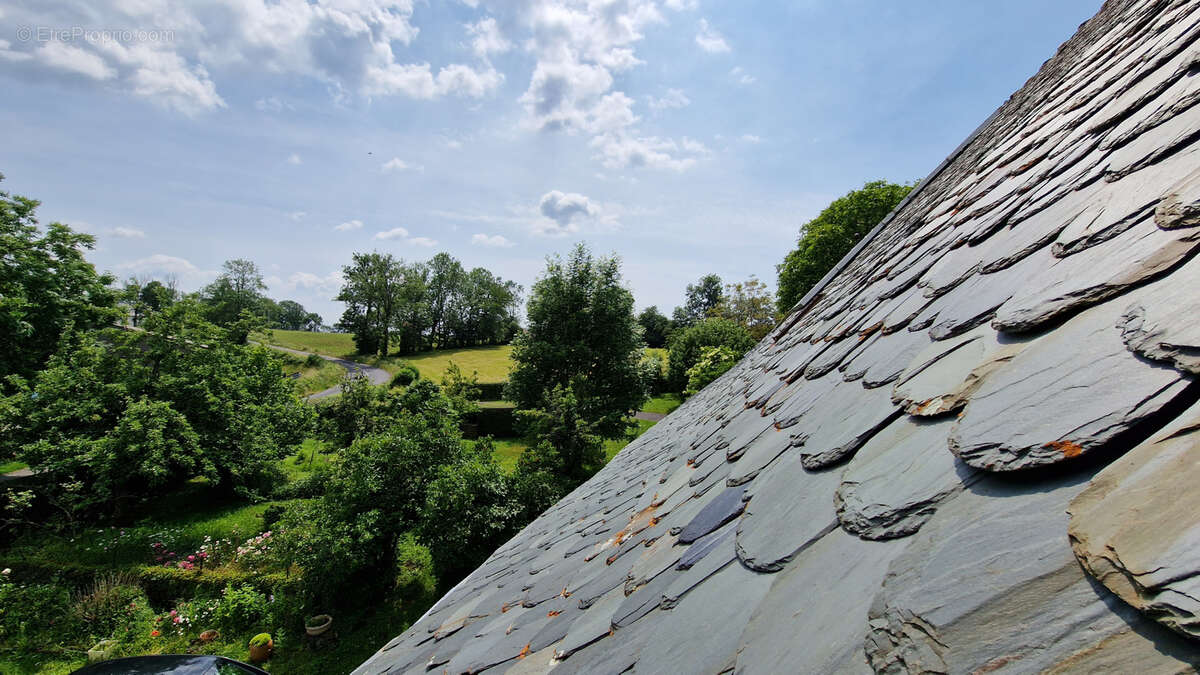 Maison à PAILHEROLS