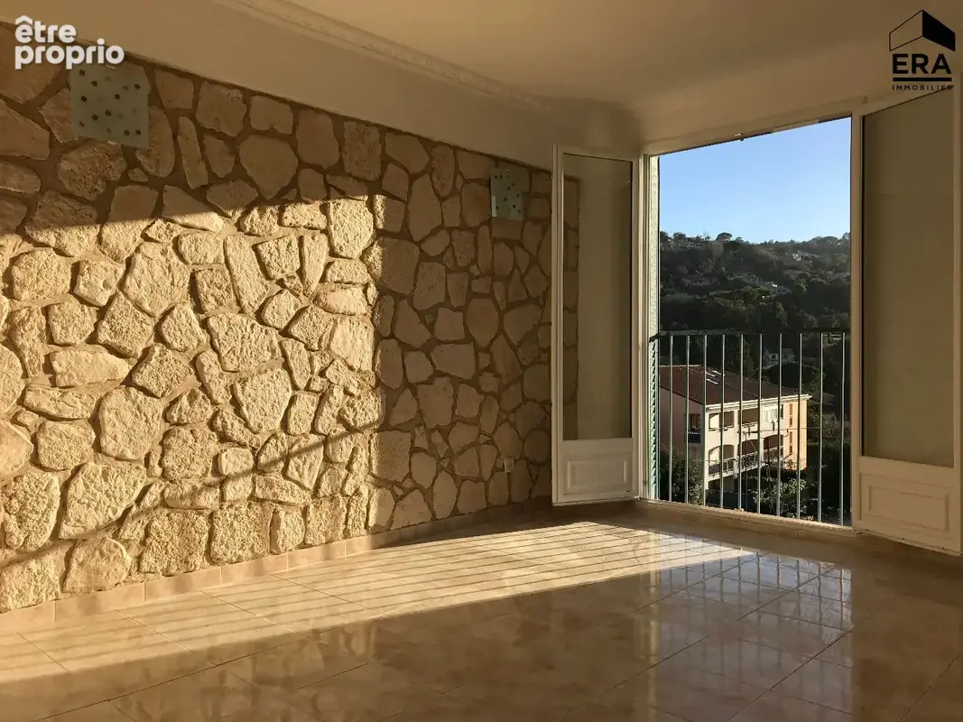Photo Appartement à Vallauris au prix de 139 000€