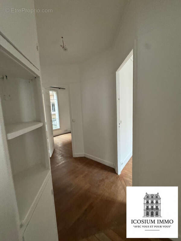Appartement à PARIS-14E