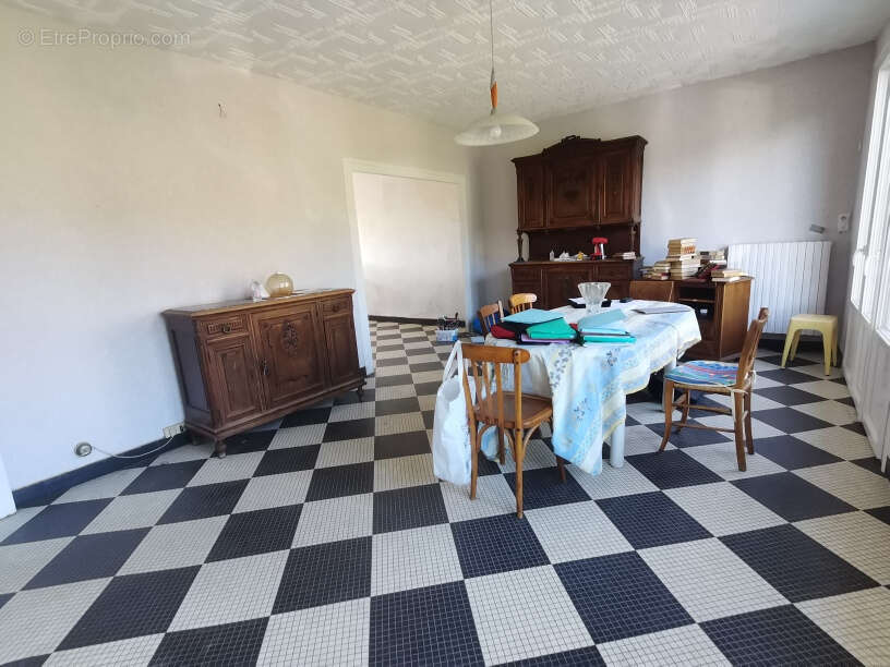 Maison à SAINT-PATRICE