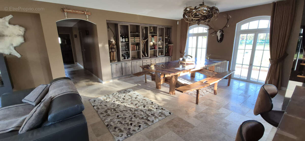 Maison à LA FERTE-SAINT-CYR