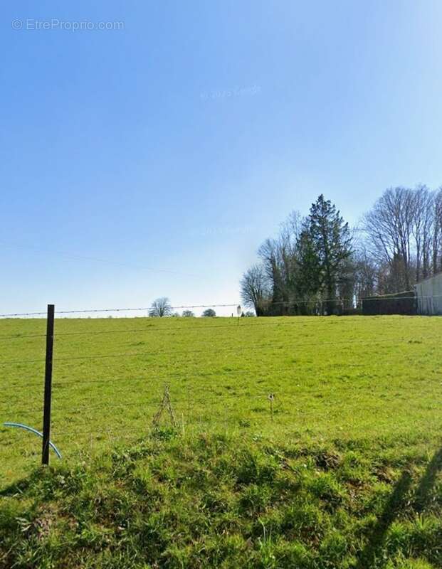 Terrain à BOIRY-SAINT-MARTIN