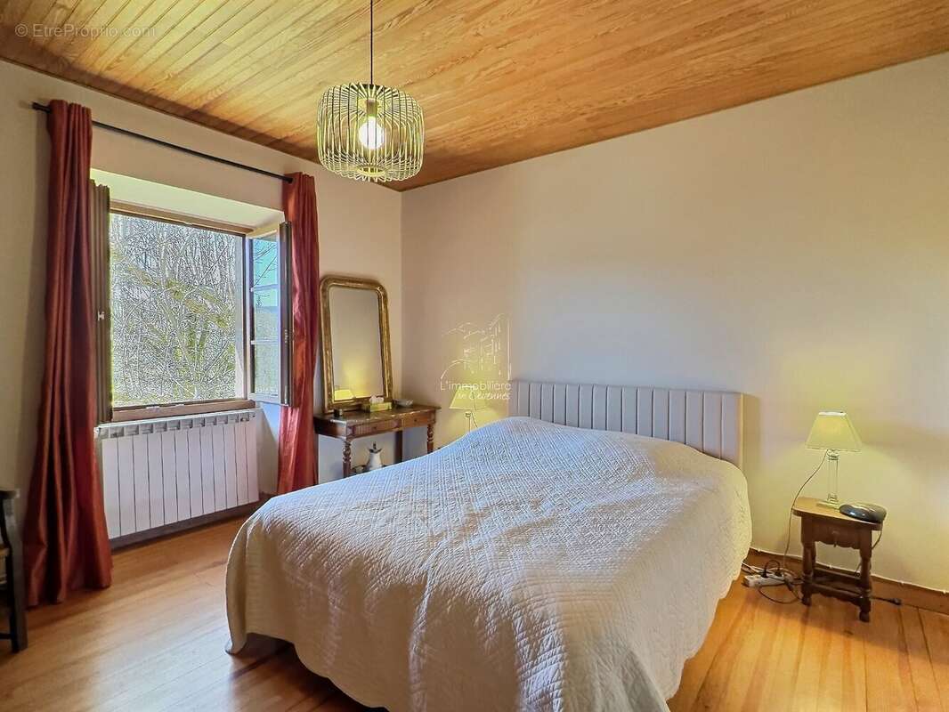 Maison à SAINT-SAUVEUR-CAMPRIEU