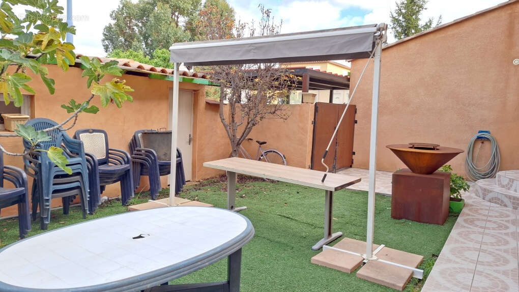 Maison à SAINT-GILLES