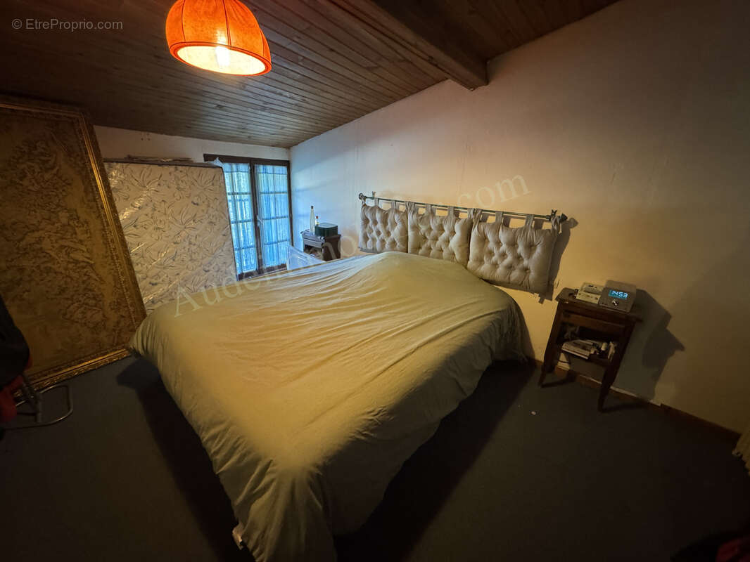 Maison à VILLARDEBELLE