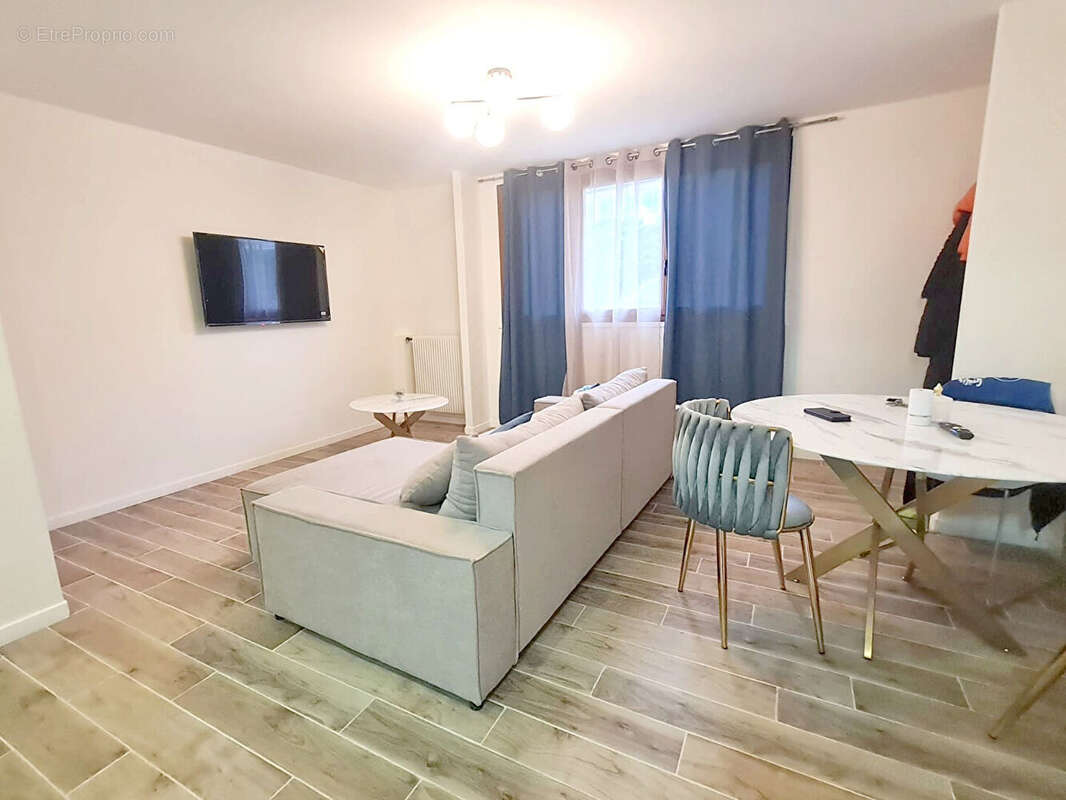 Appartement à MONTMAGNY