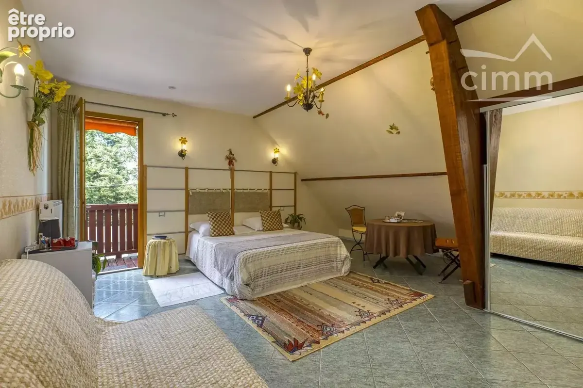 Propriété de charme 420m2 sur 1.6 ha de terrain dans un cadre champêtre sans voisinage - photo 14