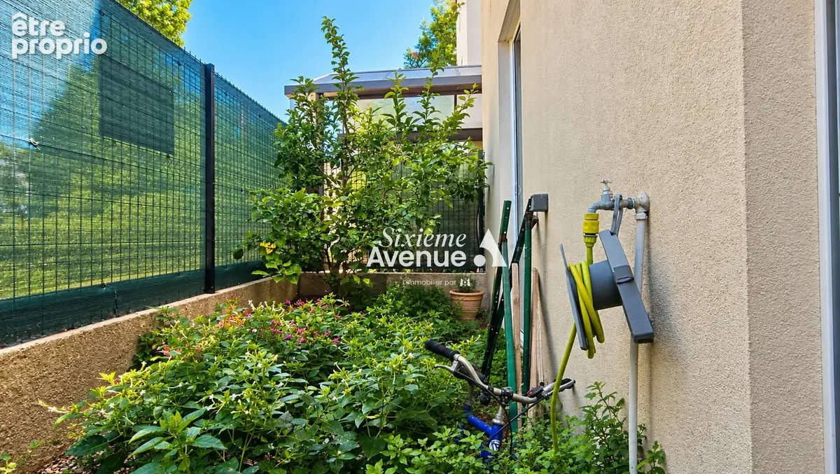 A VENDRE VALBONNE Appartement 3 pièces 68 m² - grande terrasse - garage et cave - photo 11