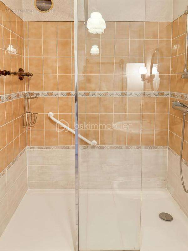 Maison à MOISSY-CRAMAYEL