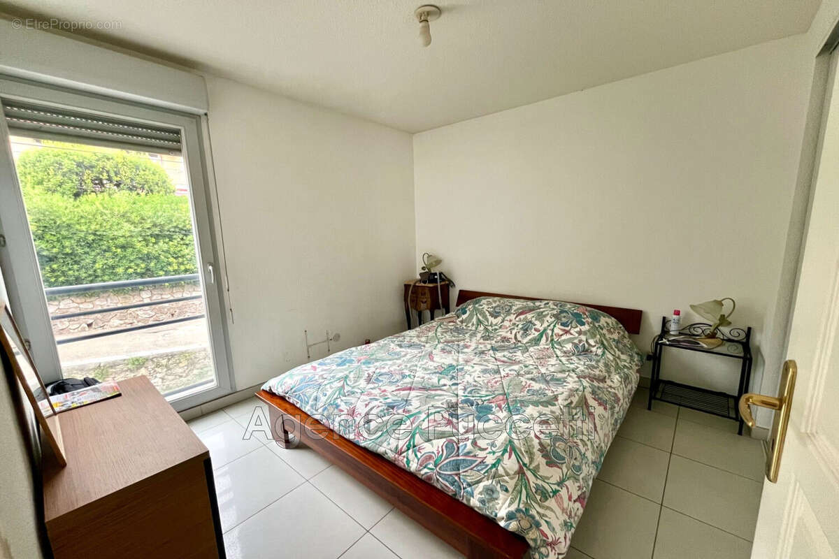 Appartement à VENCE
