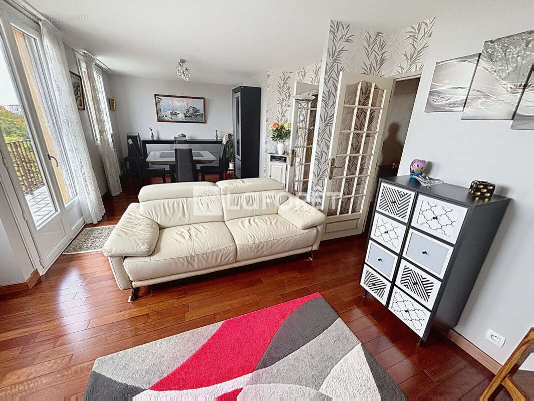 Appartement à VILLEJUIF