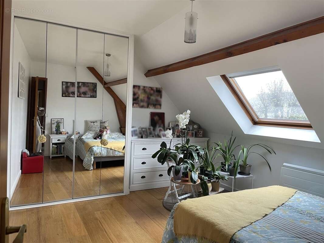 Maison à PONTAULT-COMBAULT