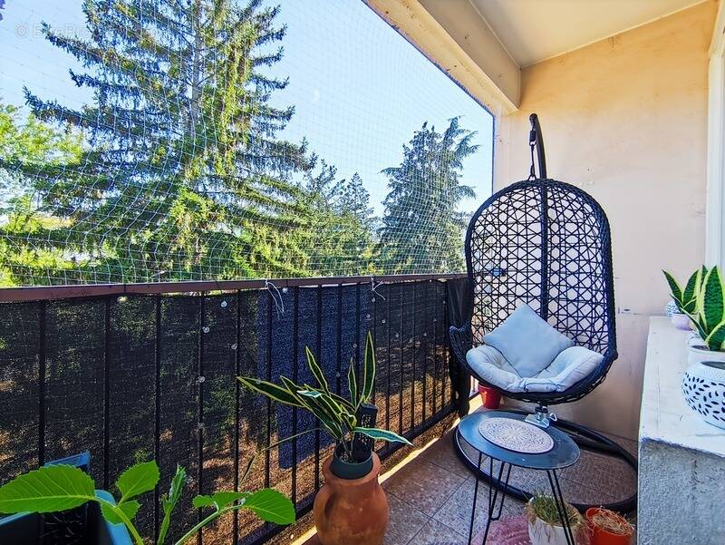 Appartement à AMBILLY