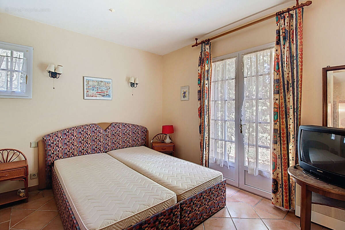 Maison à TRANS-EN-PROVENCE