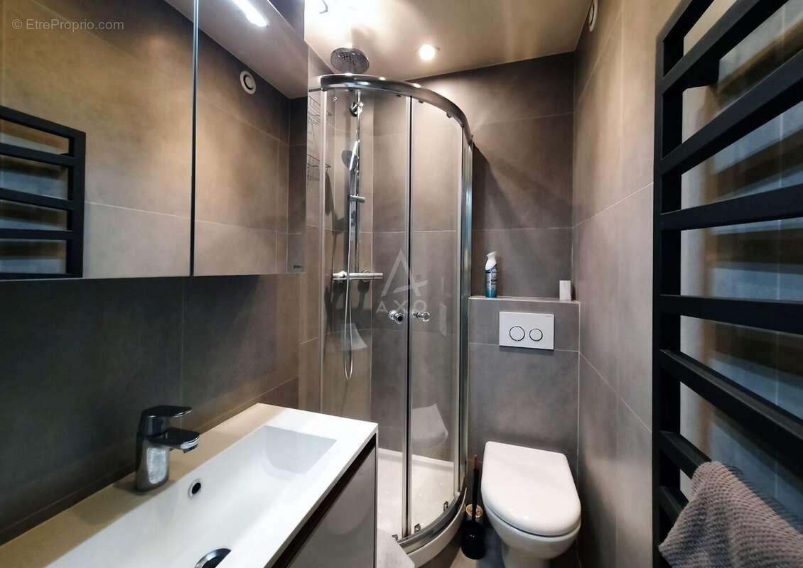 Appartement à PARIS-7E