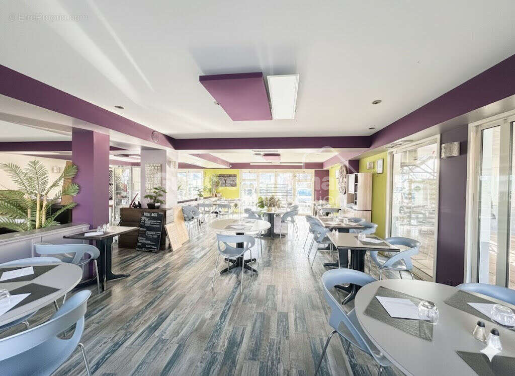 Commerce à VITROLLES