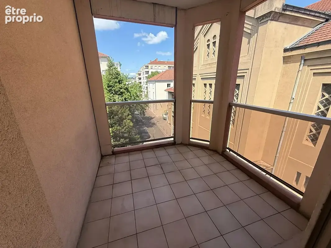 Appartement à LYON-8E