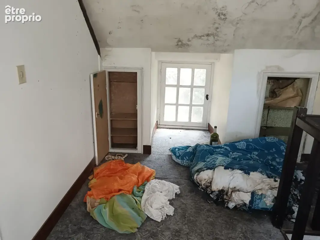Maison en campagne a renover - photo 11