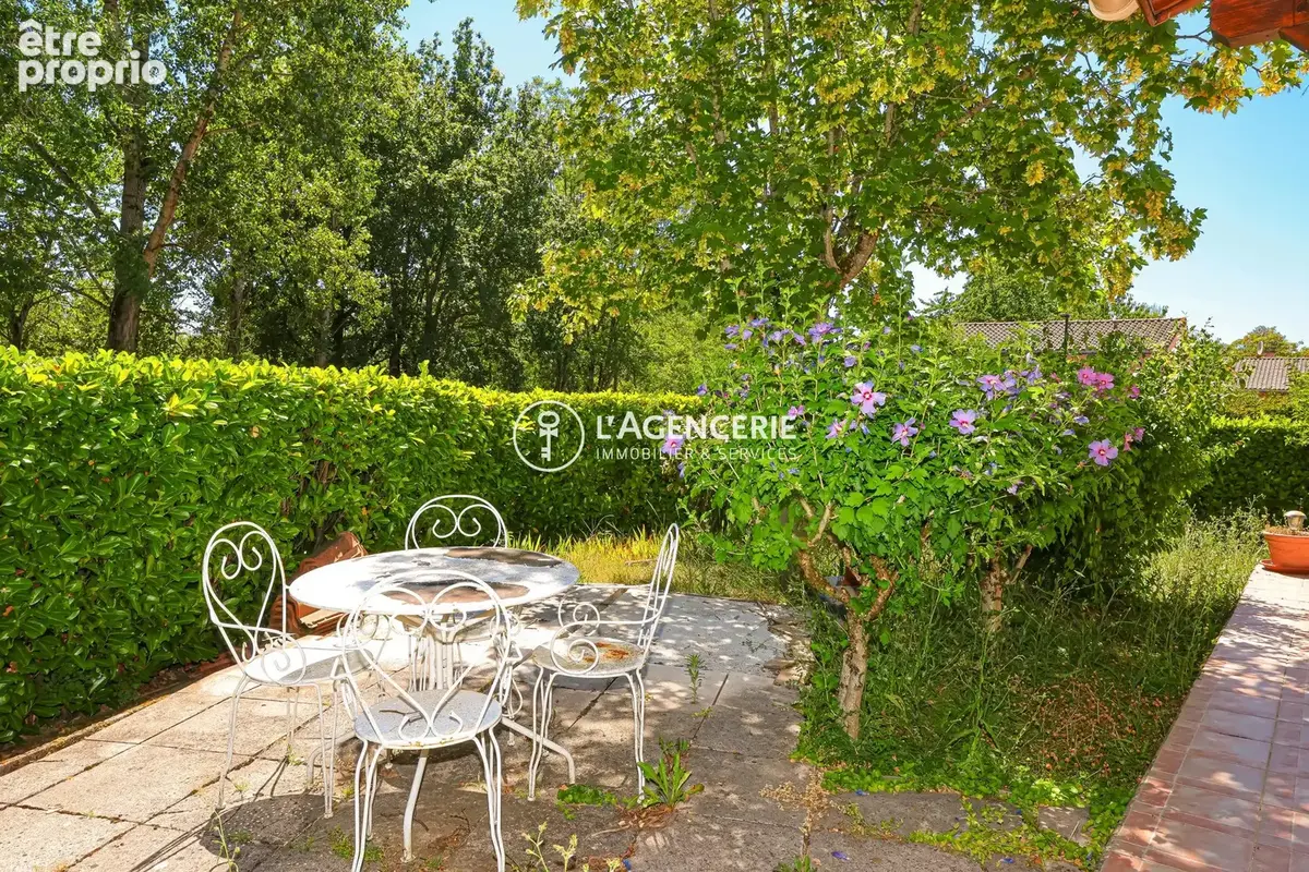 Maison 3 pièces 95 m² à vendre à Castelnau-De-Levis (81150) - photo 9