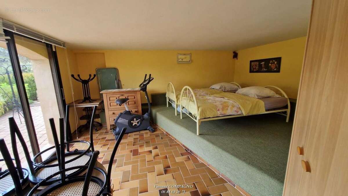 Maison à ESPARRON-DE-VERDON