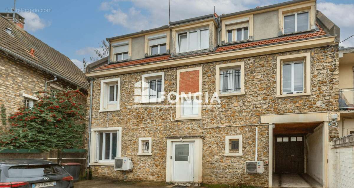 Appartement à JUVISY-SUR-ORGE