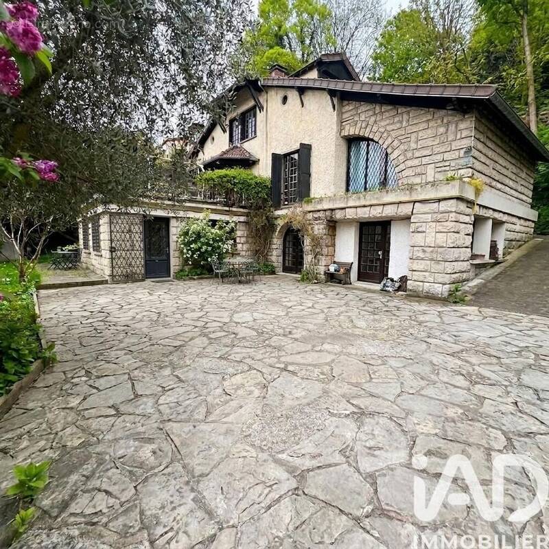 Photo 1 - Maison à BRY-SUR-MARNE