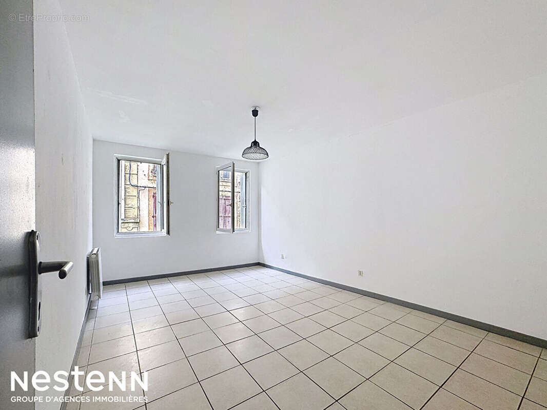 Appartement T3 de 77 m² avec combles aménageables en plein coeur de Narbonne - photo 7