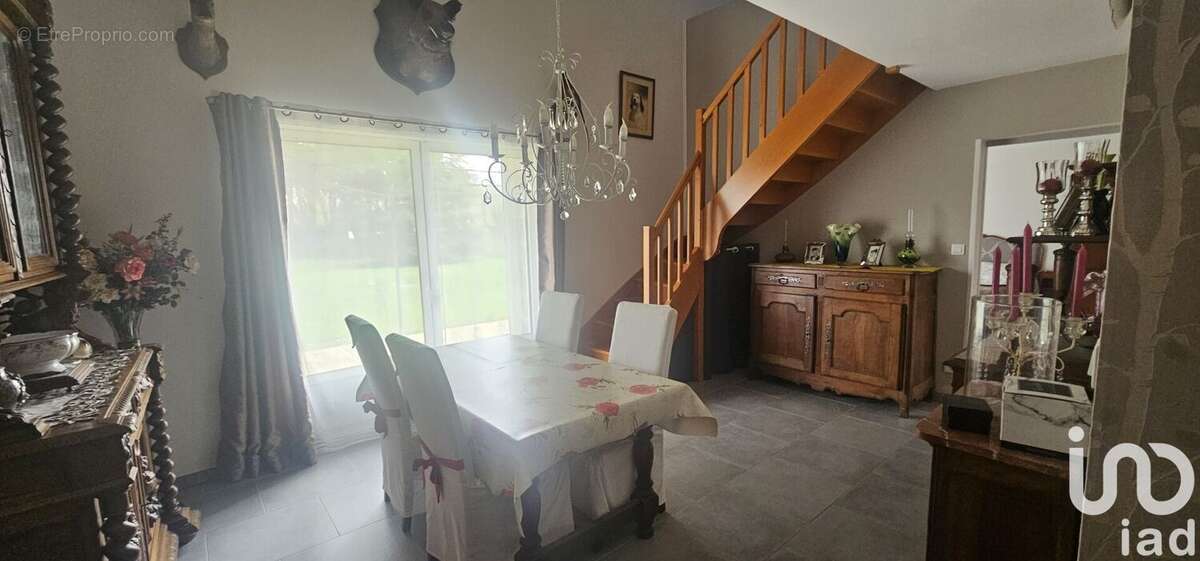 Photo 3 - Maison à NIEUL-LES-SAINTES