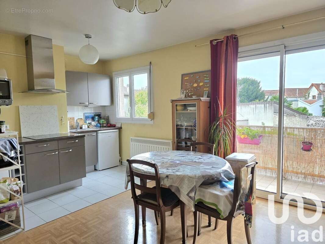 Photo 1 - Appartement à LIVRY-GARGAN